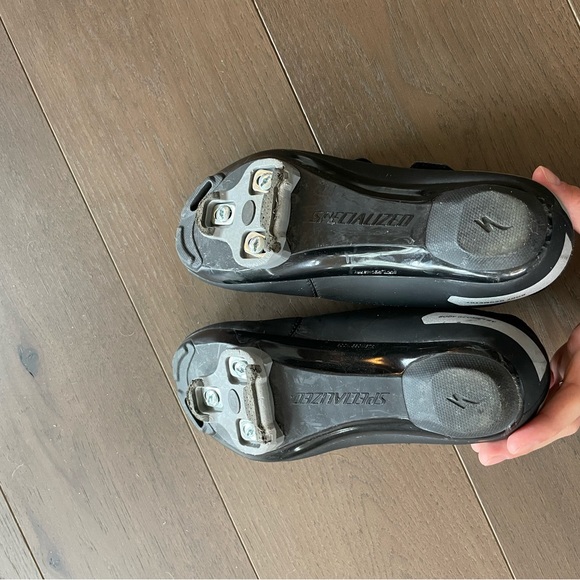 Women’s Bike/Cycling Shoes - Black/Silver - Picture 2 of 6